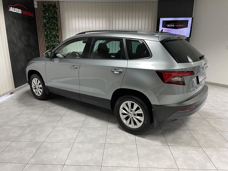Škoda Karoq 1.5 TSi 125 YEARS ČR 1.MAJ SER - fotka 9 z 31