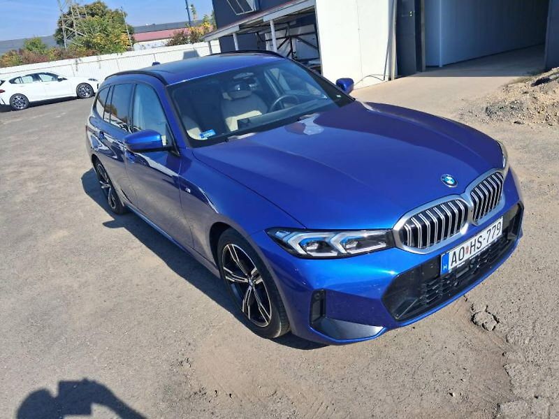 BMW Řada 3 330d xDrive Touring - fotka 3 z 17
