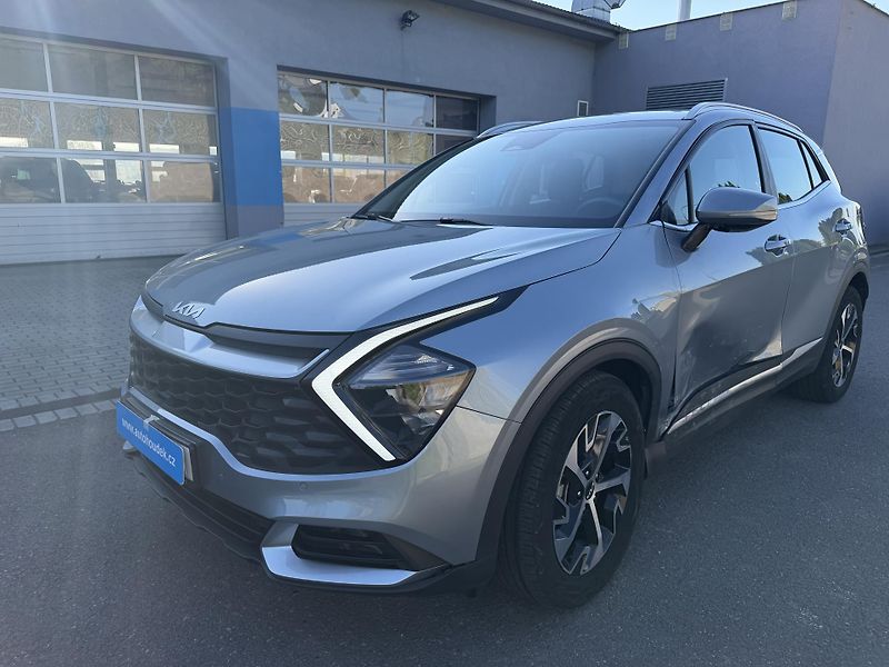 Kia Sportage 1.6 T-GDI 118KW automat navi - fotka 8 z 23