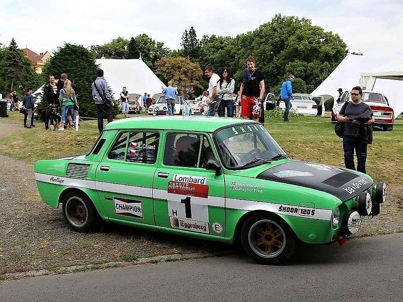 AMG 300 SEL má zajímavou přezdívku. Vozu se říká 
