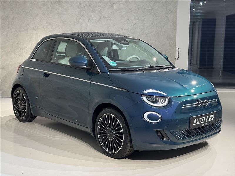 Fiat 500e La Prima Kamera LED Assist - fotka 4 z 44