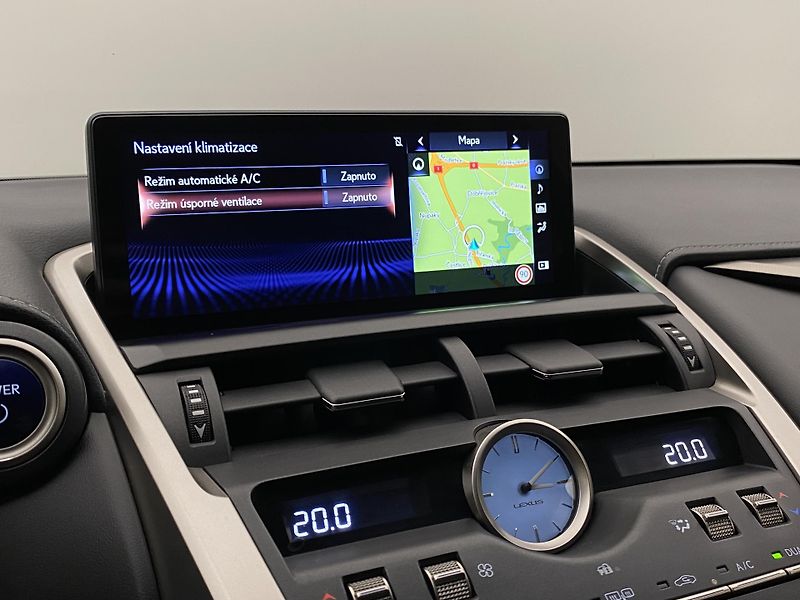 Lexus NX 300h AWD AUT CZ  - fotka 39 z 44