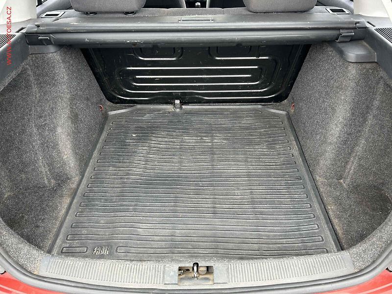 Škoda Fabia (2002) 1.4, Tažné, STK6/28 - fotka 7 z 14