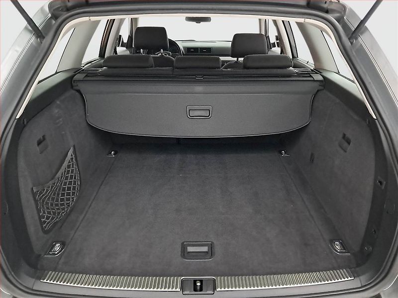 Audi A4 (2007) 2.0 TDI, nová STK - fotka 13 z 17