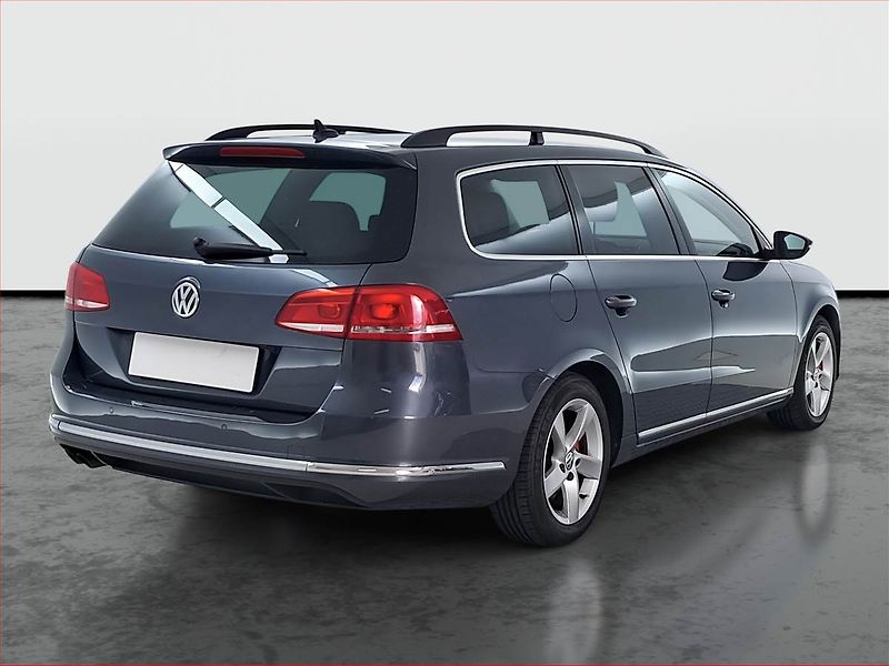 Volkswagen Passat (2011) 2.0 TDI, Serv.kniha, Tempomat - fotka 5 z 17