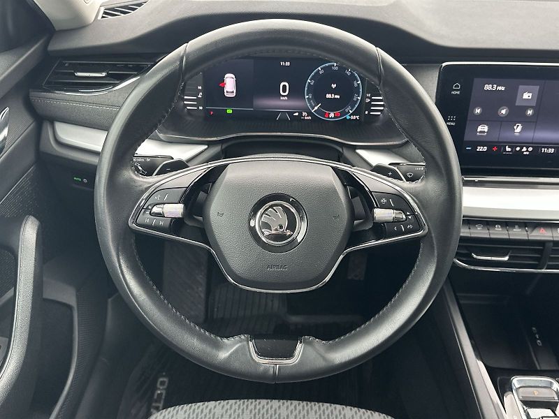 Škoda Octavia (2022) Combi 1.5 TSI M-HEV DSG Style - fotka 6 z 30