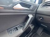 Volkswagen Tiguan (2020) R-LINE 1,5 TSI 110 KW 1. MAJ - náhled 25