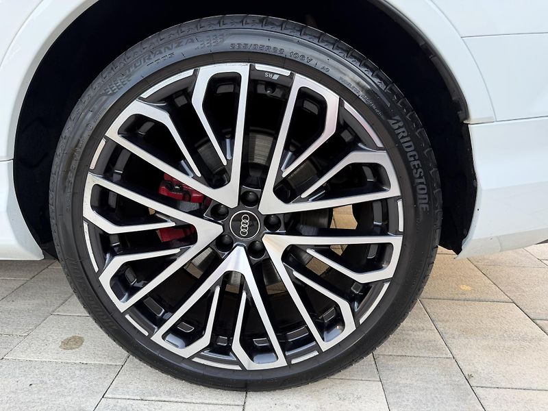 Audi SQ7 (2024) Masaze, 7 mist !!!! - fotka 8 z 19