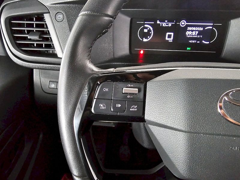 Toyota ProAce Verso (2025) 2.0D 106kW COMBI L1 8S - fotka 11 z 27