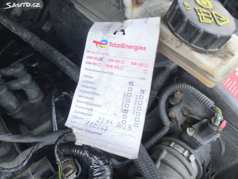 Ford C-MAX 1.6,KRÁSNÝ,125KM,VÝBAVA,1MAJ51 - fotka 19 z 22