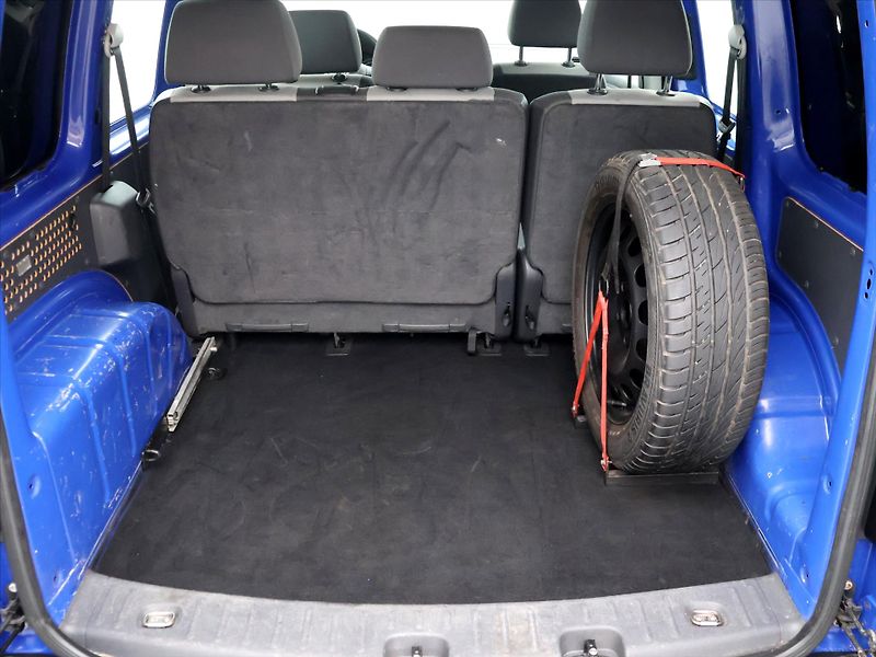 Volkswagen Caddy 2,0 TDI 4x4 Klima 5-Míst CZ - fotka 10 z 30