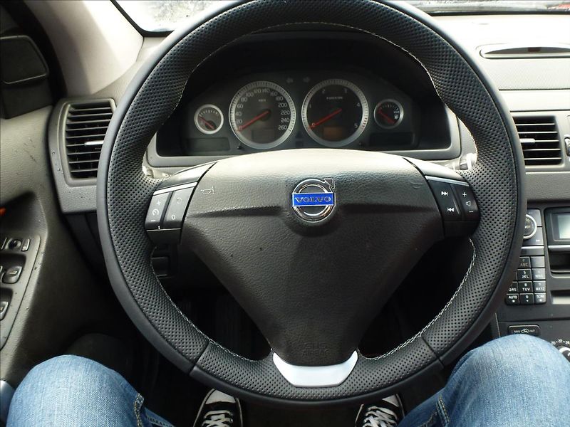 Volvo XC90 2,4 D5 4x4 Nové rozvody Odpoče - fotka 31 z 53