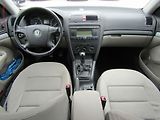Škoda Octavia (2006) 2.0 FSI, AC, STK8/28 - náhled 8