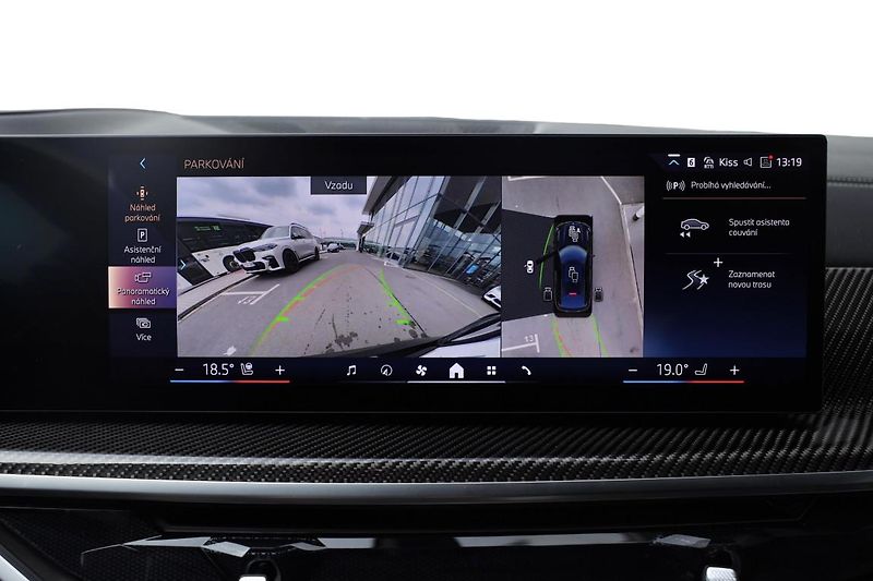 BMW X6 xDrive40d - fotka 15 z 24