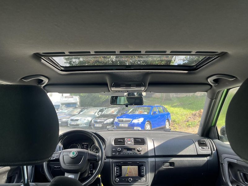 Škoda Fabia (2012) RS 1,4 TSi 132 Kw DSG  ČR!!! - fotka 17 z 20
