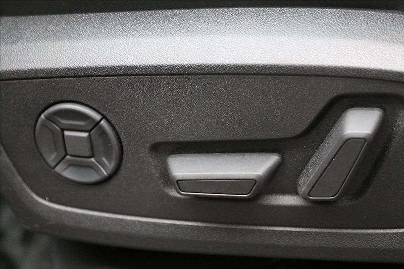 Audi Q3 (2020) 2,0 TSFi Quattro DSG - fotka 13 z 54