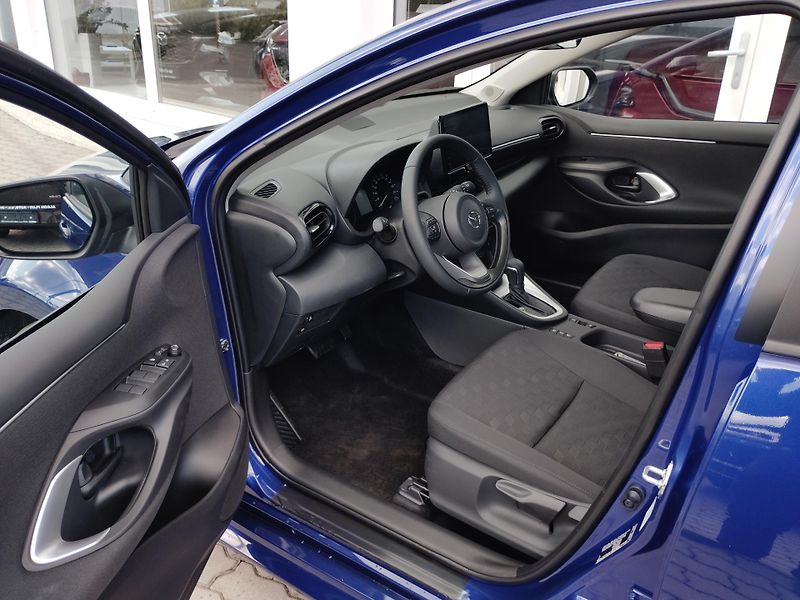 Mazda 2 Hybrid (2026) 1,5 AT Center-line, AKCE! - fotka 5 z 23