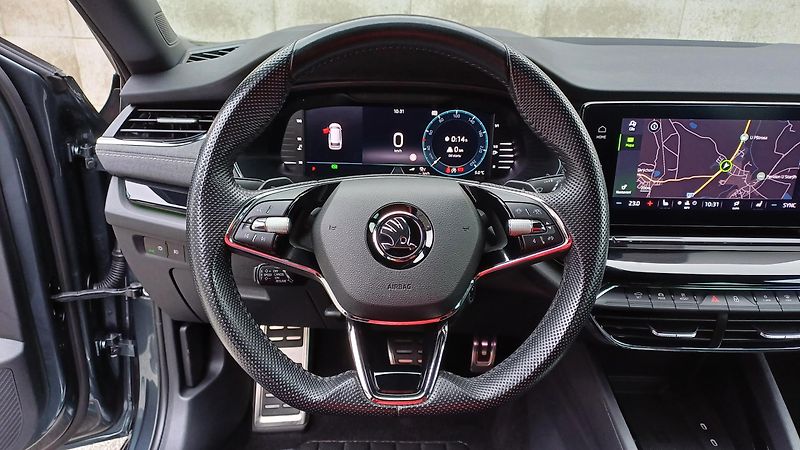 Škoda Octavia (2022) combi 2.0 TDI 110kW DSG-SPORT - fotka 22 z 46