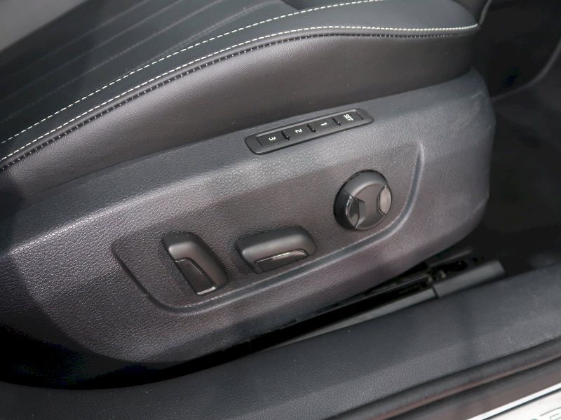 Škoda Superb (2023) L&K 2.0TSI 206KW 4x4 DSG TAŽNÉ - fotka 39 z 42