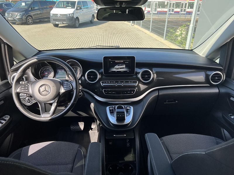 Mercedes-Benz Třídy V (2017) V250d*4Matic*7míst*Servis* - fotka 14 z 34