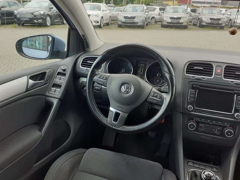 Volkswagen Golf (2009) 1.4 TSi ČR - fotka 8 z 26