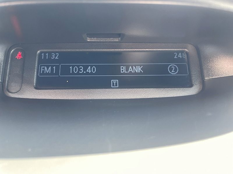 Renault Mégane (2015) 1.6,16V, 81kW, Life,1.Maj - fotka 18 z 30