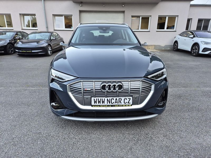 Audi e-tron SPORTBACK 300kw SOH 97,2% - fotka 9 z 45