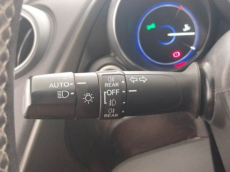 Honda Civic (2017) 1.8 i-VTEC, Serv.kniha - fotka 17 z 21