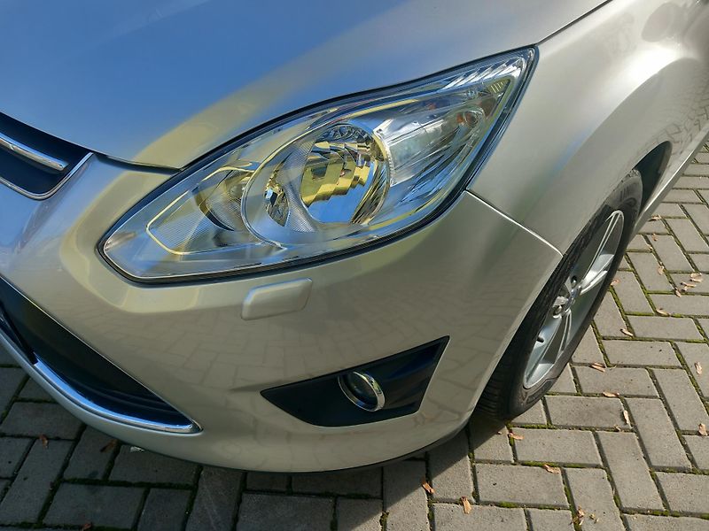 Ford Grand C-MAX (2015) 7 MÍST NAVIGACE POUZE 93t.KM!  - fotka 9 z 40
