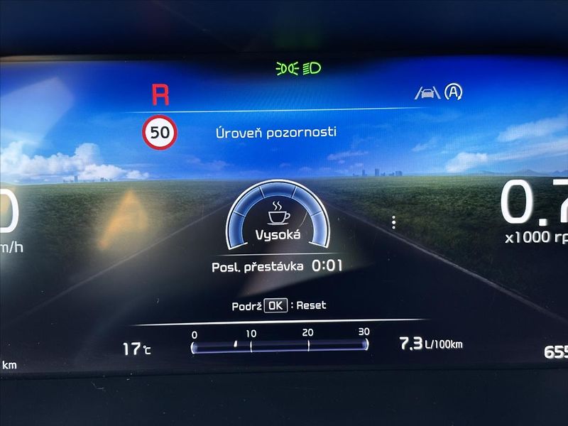 Kia Ceed 1,5 TGDi AT TOP ZÁRUKA TAŽNÉ - fotka 49 z 51