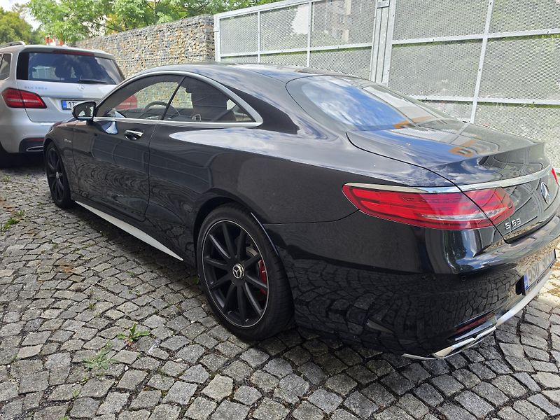 Mercedes-Benz Třídy S S 63 AMG 4-MATIC Burmaster  - fotka 3 z 21