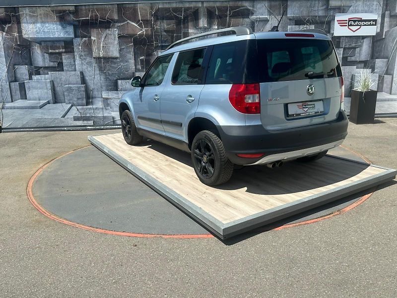 Škoda Yeti (2012) 2.0TDi, 125KW, 4x4, SERVIS - fotka 8 z 24