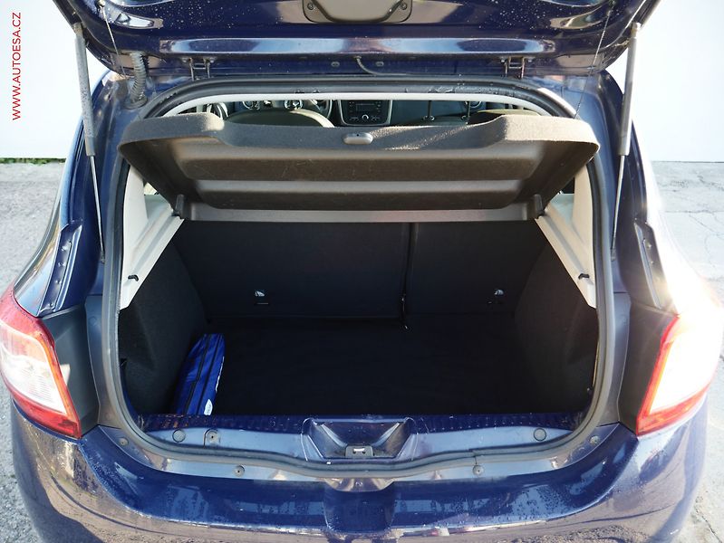 Dacia Sandero (2014) 1.2i, 1.maj,ČR, AC - fotka 8 z 14