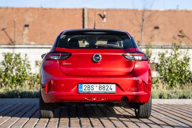Opel Corsa - fotka 6 z 20