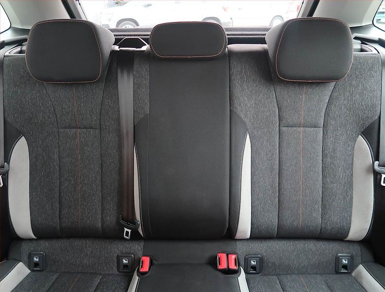 Škoda Scala (2019) Style 1.6 TDI, Serv.kniha - fotka 10 z 23