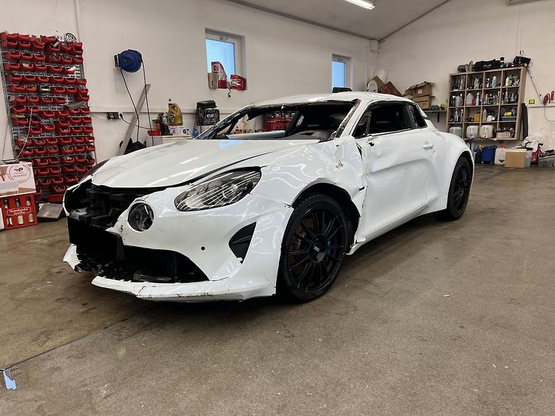 Alpine A110 1.8i 185 kW - fotka 3 z 13