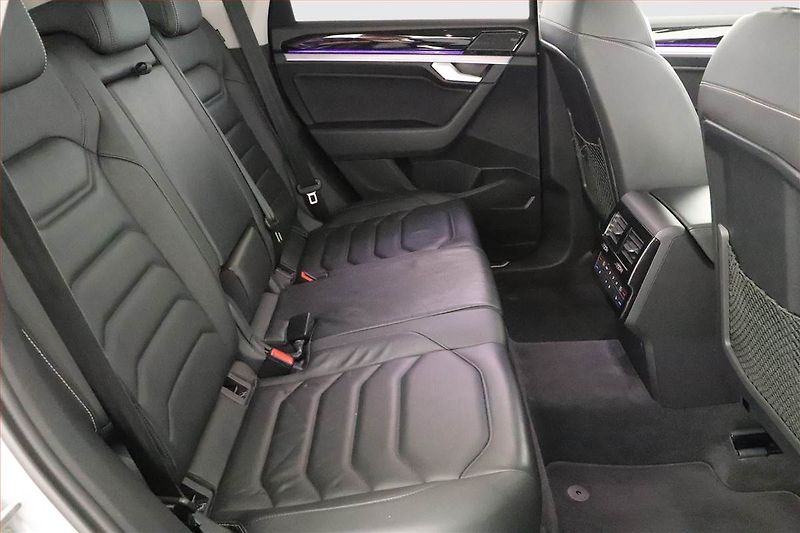 Volkswagen Touareg (2019) R-Line 3.0 TDI - fotka 7 z 20