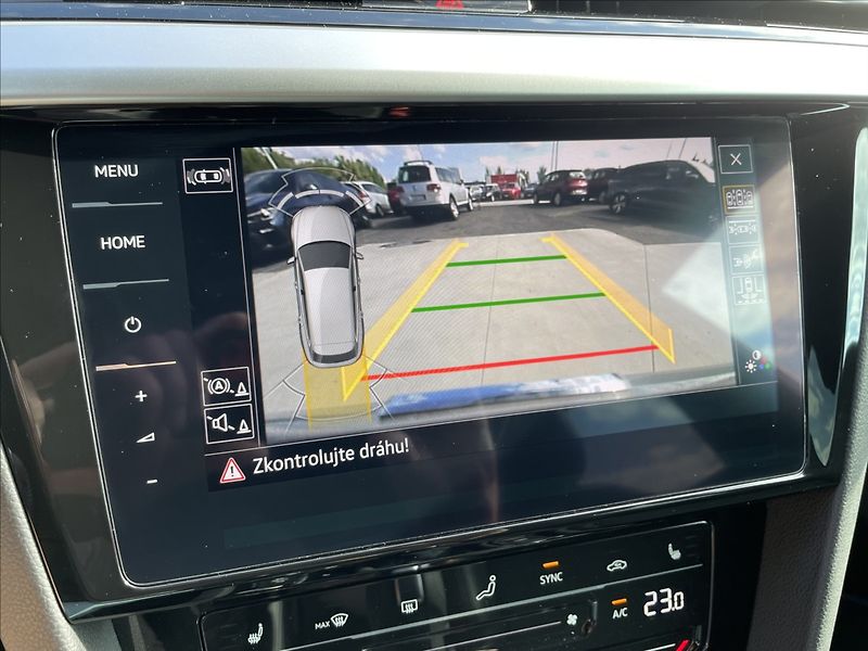 Volkswagen Arteon R 2.0TSI 235KW 4X4 DSG - fotka 14 z 36