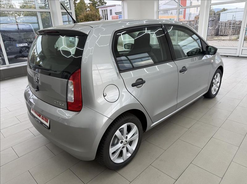 Škoda Citigo 1,0 MPI, Klimatizace - fotka 5 z 24