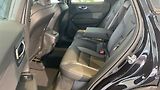 Volvo XC60 (2026) PLUS BLACK EDITION, B5 AWD, 18 - náhled 11