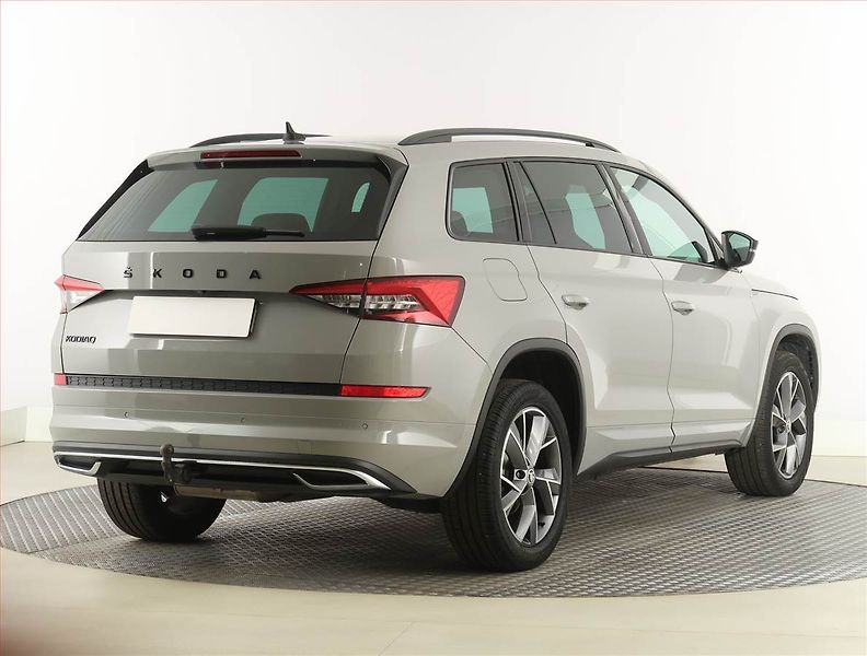 Škoda Kodiaq (2021) Sportline 2.0 TDI, digi klima - fotka 5 z 30