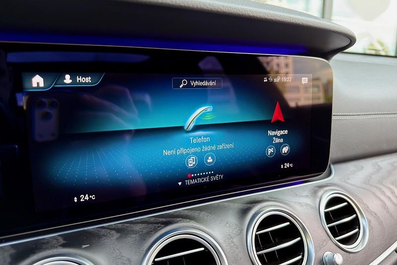 Mercedes-Benz Třídy E (2020) E 220d 4Matic AMG Line - fotka 70 z 112