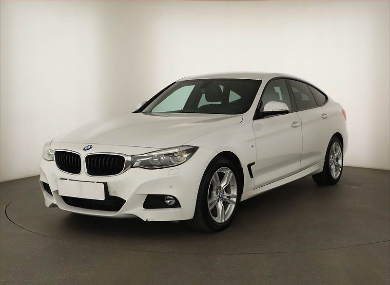 BMW Řada 3 (2016) 320d GT, 4X4, Automat - fotka 2 z 18