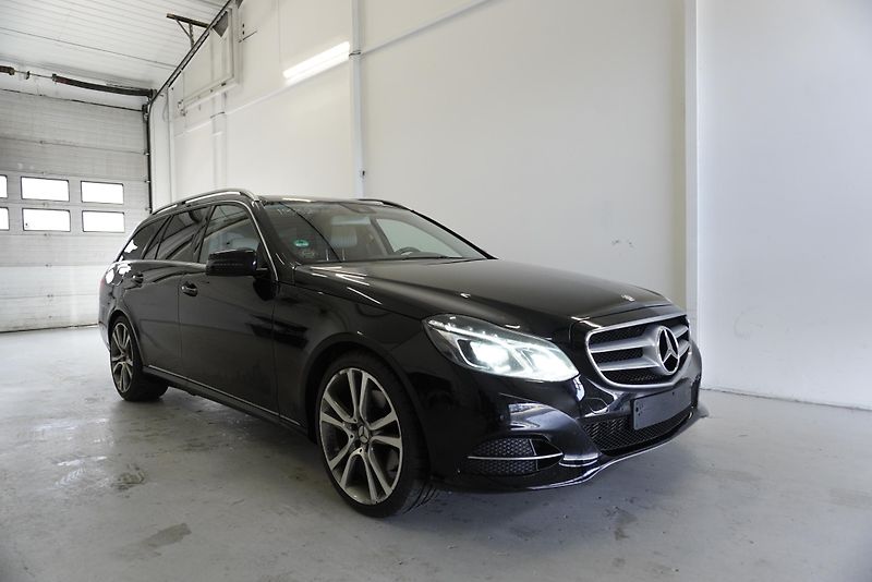 Mercedes-Benz Třídy E 350CDi automat - fotka 3 z 34
