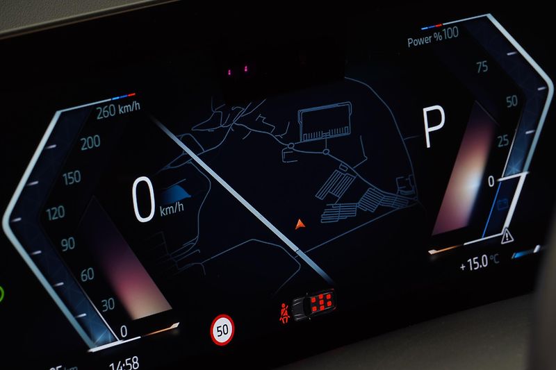 BMW X7 Xdrive40d,M-paket,HUD,360,Tažn - fotka 20 z 47