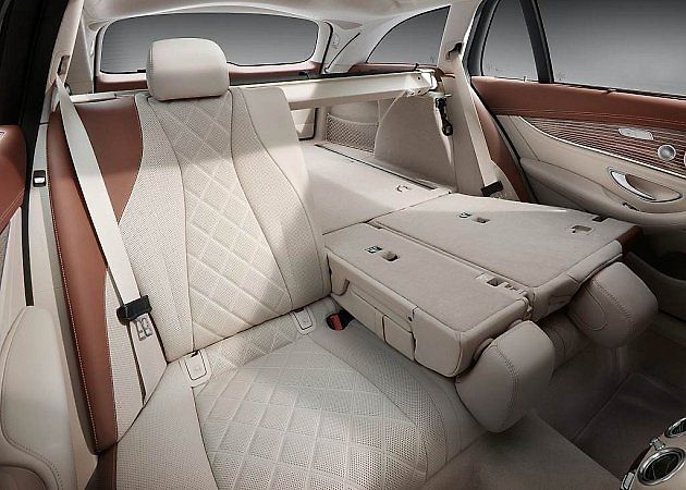 Mercedes-Benz E kombi.