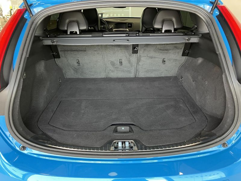Volvo V60 POLESTAR Limited Edition, ČR - fotka 10 z 39