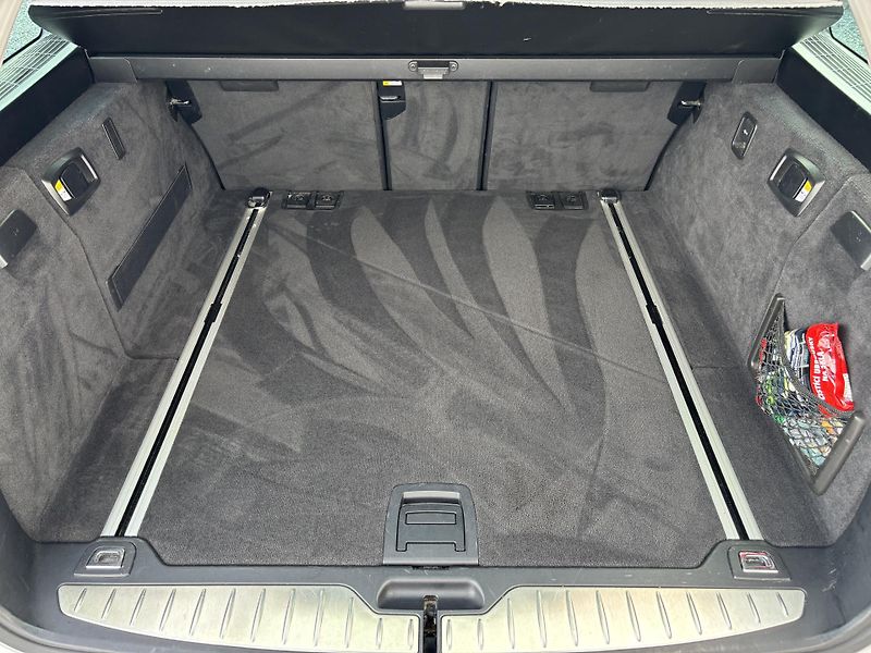 BMW Řada 5 (2011) 3.0D XDRIVE, 190kW, REZERVACE - fotka 21 z 23