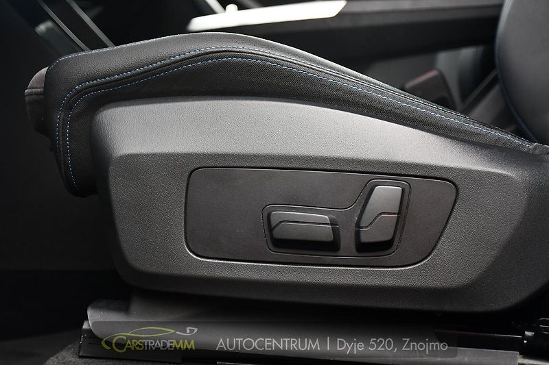 BMW X1 xDrive23d - fotka 26 z 58