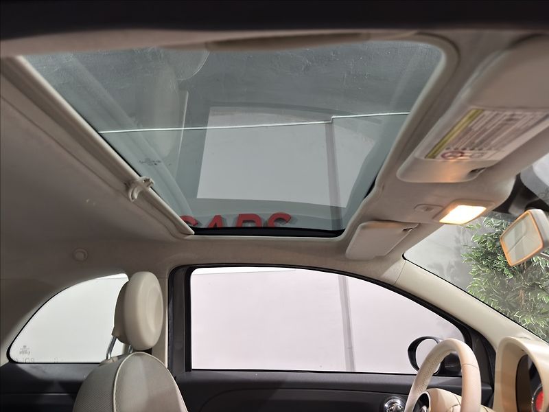 Fiat 500 1,2   i PANO SVĚTLÝ INTERIÉR - fotka 16 z 18